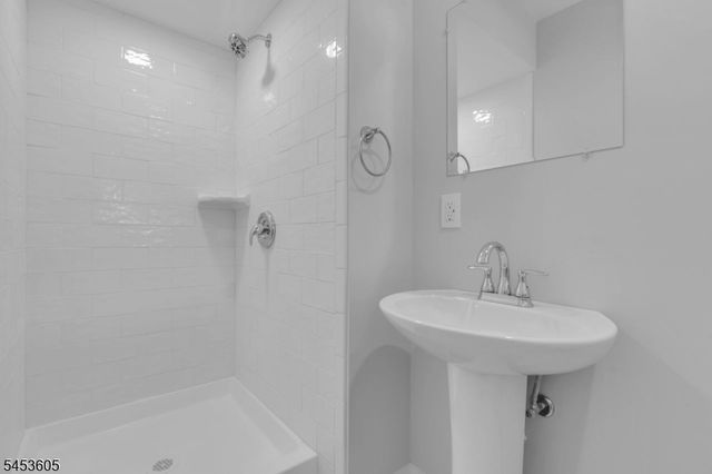 16 Alden Terrace, Mount Olive Twp., NJ 07836