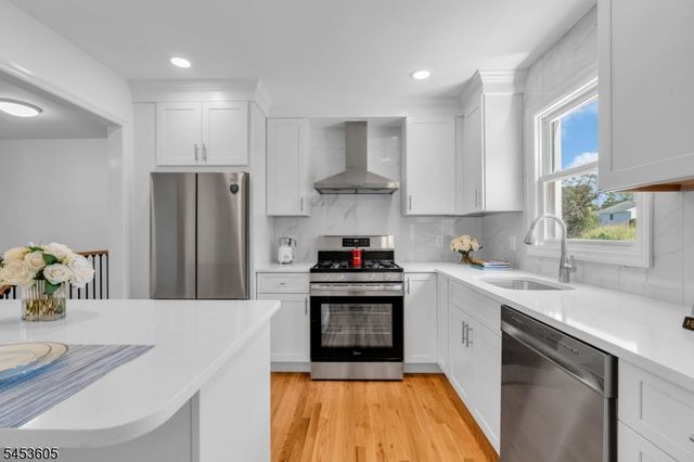 16 Alden Terrace, Mount Olive Twp., NJ 07836
