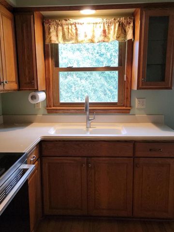 W140N7250 Lilly ROAD, Menomonee Falls, WI 53051