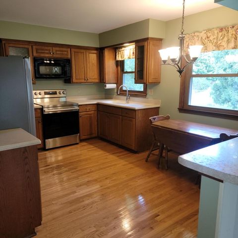 W140N7250 Lilly ROAD, Menomonee Falls, WI 53051
