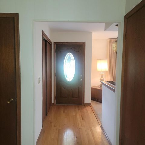 W140N7250 Lilly ROAD, Menomonee Falls, WI 53051