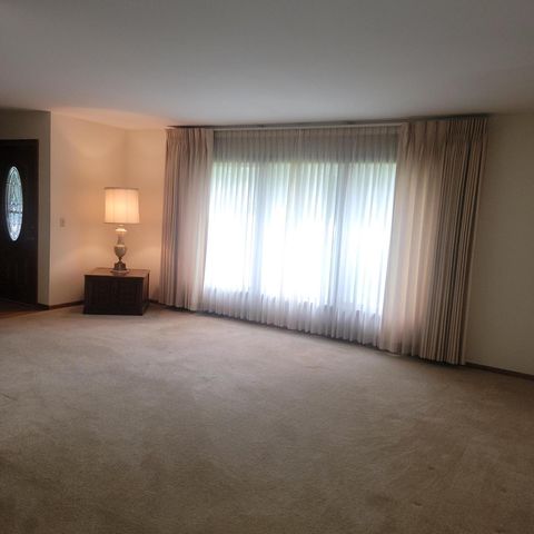 W140N7250 Lilly ROAD, Menomonee Falls, WI 53051