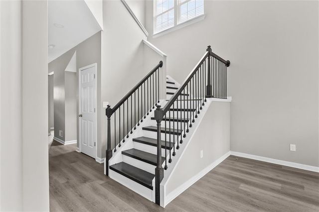 102 Neal Avenue, Stockbridge, GA 30281