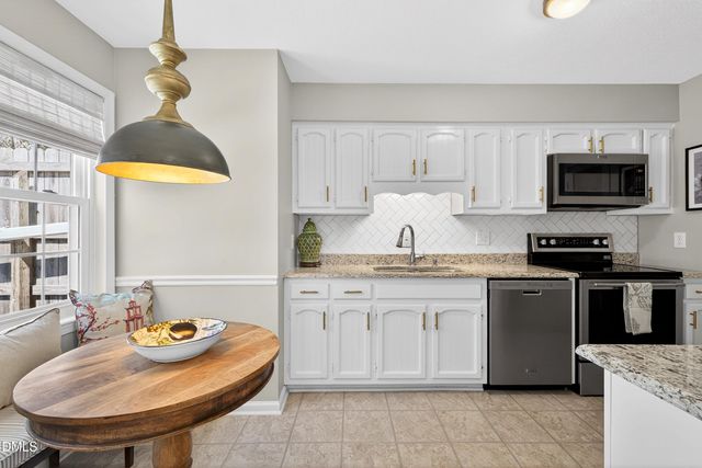 106 Bay Drive, Cary, NC 27511