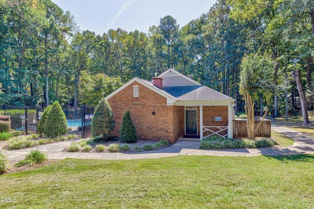 106 Bay Drive, Cary, NC 27511