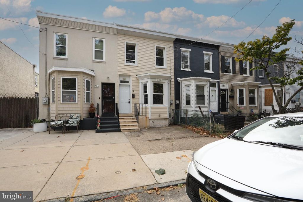 326 CLINTON ST, Camden, NJ 08103 — photo 5