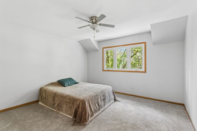 2424 Pepper Tree Court, Lisle, IL 60532