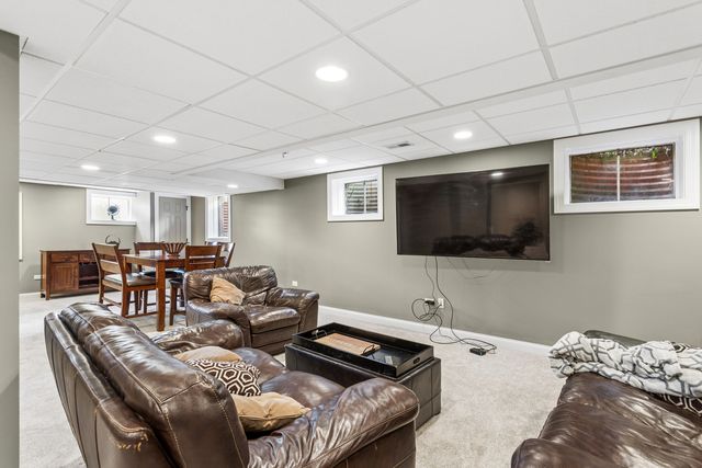 2424 Pepper Tree Court, Lisle, IL 60532
