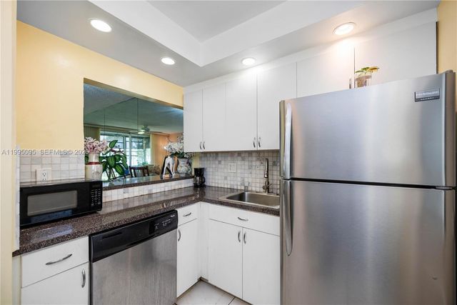 2999 Point East Drive C109, Aventura, FL 33160
