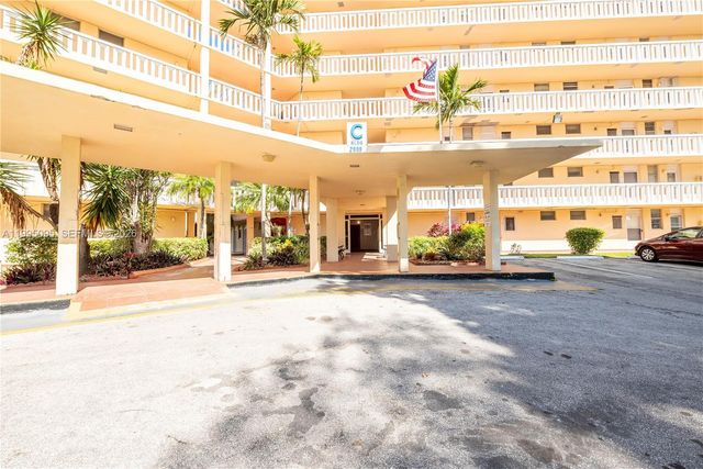 2999 Point East Drive C109, Aventura, FL 33160