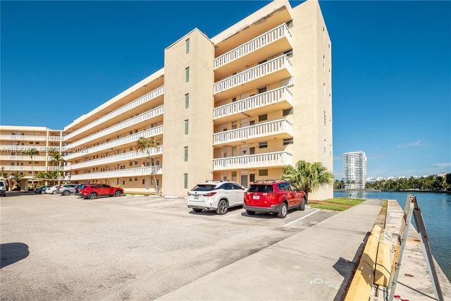 2999 Point East Drive C109, Aventura, FL 33160
