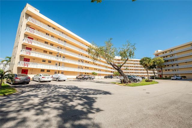 2999 Point East Drive C109, Aventura, FL 33160