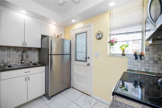 2999 Point East Drive C109, Aventura, FL 33160