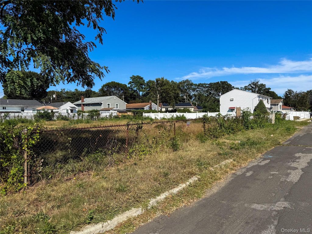 485 LOT B 42nd Street, North Lindenhurst, NY 11757 — photo 2
