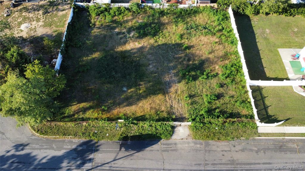485 LOT B 42nd Street, North Lindenhurst, NY 11757 — photo 3