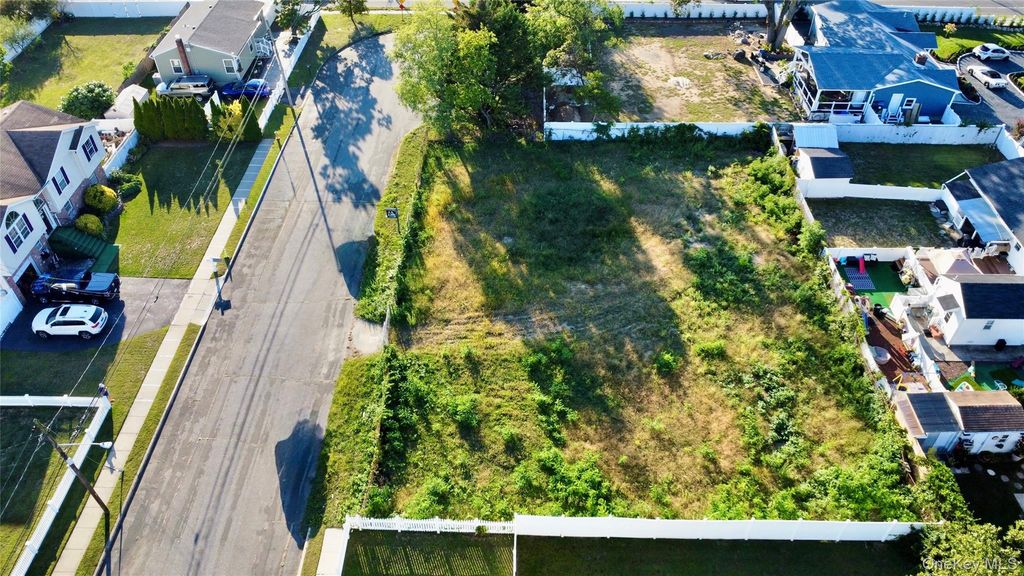 485 LOT B 42nd Street, North Lindenhurst, NY 11757 — photo 5