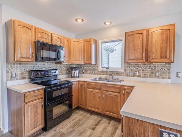 7825 G Antony Drive, Fort Wayne, IN 46818