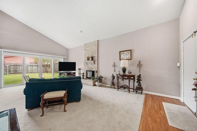 6310 Briar Terrace Drive, Houston, TX 77072