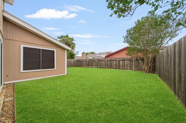 6310 Briar Terrace Drive, Houston, TX 77072