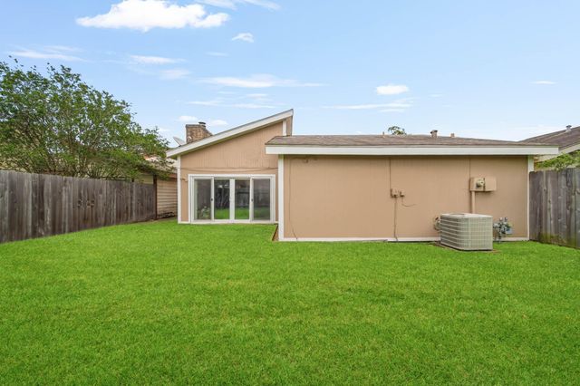 6310 Briar Terrace Drive, Houston, TX 77072