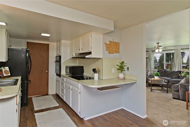 1867 Clovercrest Street, Enumclaw, WA 98022