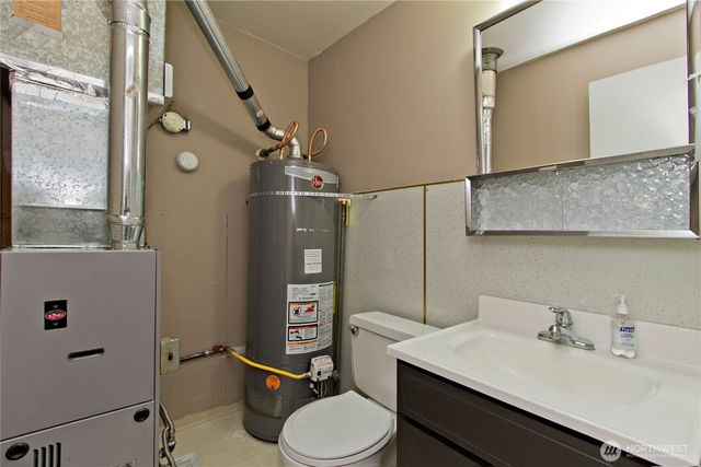 1867 Clovercrest Street, Enumclaw, WA 98022