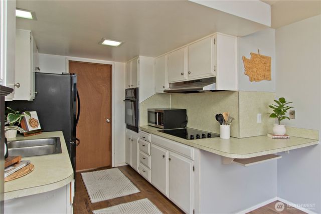 1867 Clovercrest Street, Enumclaw, WA 98022