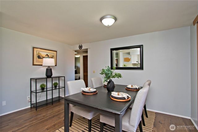 1867 Clovercrest Street, Enumclaw, WA 98022