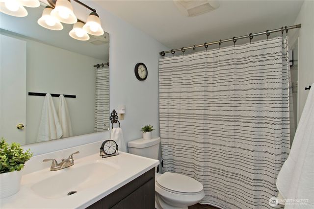 1867 Clovercrest Street, Enumclaw, WA 98022