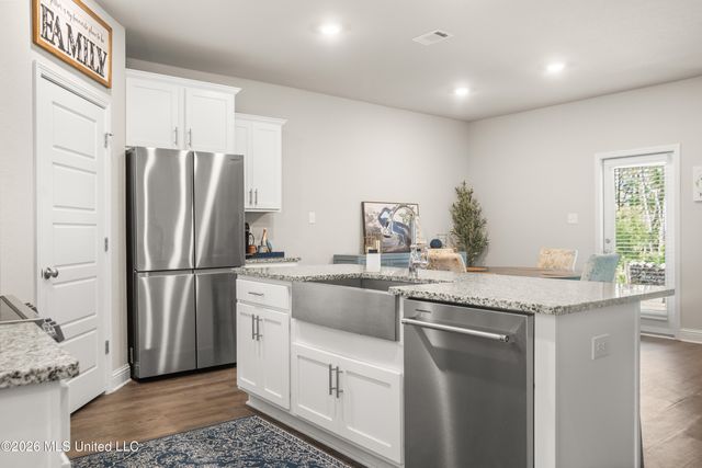 5374 Leeds Lane, Biloxi, MS 39532