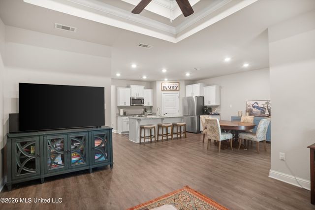5374 Leeds Lane, Biloxi, MS 39532