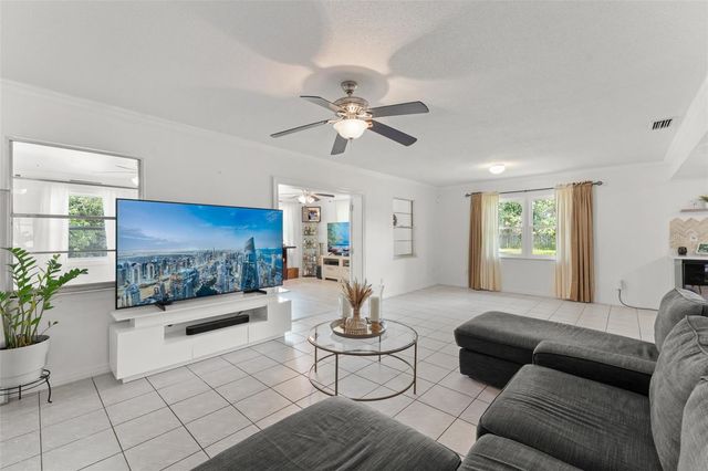 429 VIRGINIA AVENUE, St Cloud, FL 34769