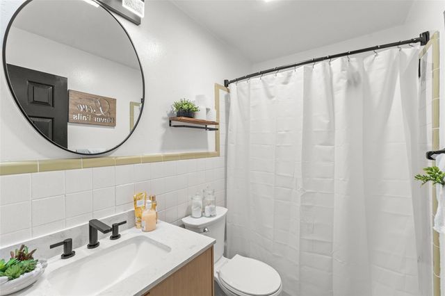 429 VIRGINIA AVENUE, St Cloud, FL 34769