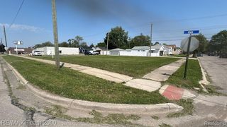 1505 Dix Highway, Lincoln Park, MI 48146