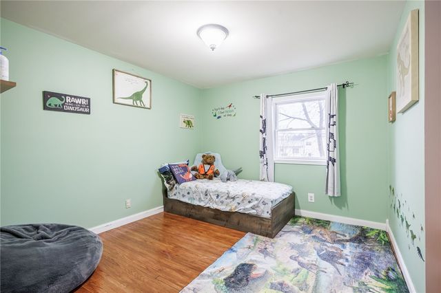 17 Amsden Drive, Henrietta, NY 14623