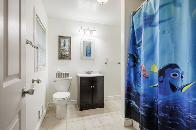 17 Amsden Drive, Henrietta, NY 14623