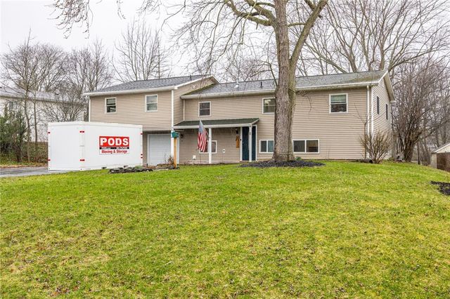 17 Amsden Drive, Henrietta, NY 14623