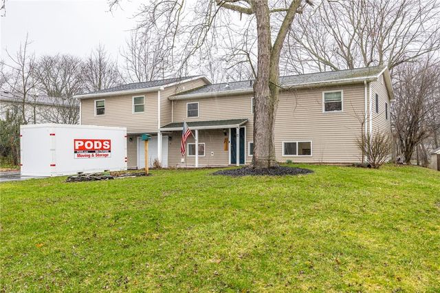 17 Amsden Drive, Henrietta, NY 14623