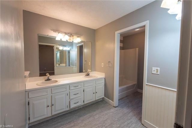 1101 Aspen Way, Winston-salem, NC 27106