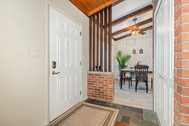 1911 Seminole Lane, Saginaw, MI 48638