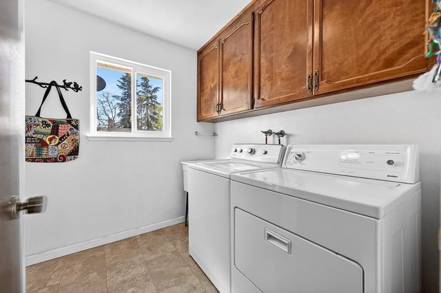 1660 Stabler Ln, Yuba City, CA 95993