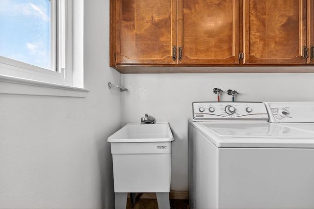 1660 Stabler Ln, Yuba City, CA 95993