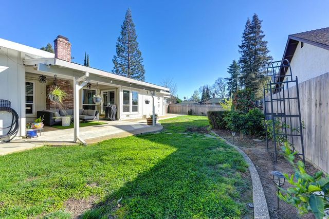 1660 Stabler Ln, Yuba City, CA 95993