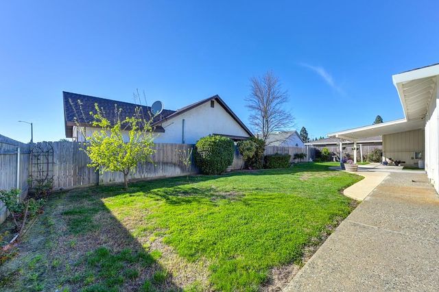 1660 Stabler Ln, Yuba City, CA 95993