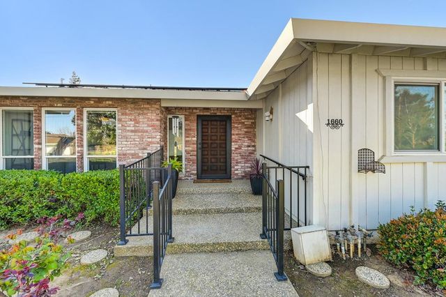 1660 Stabler Ln, Yuba City, CA 95993