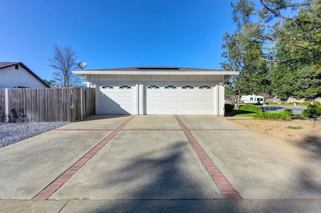 1660 Stabler Ln, Yuba City, CA 95993