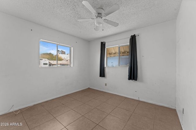 433 N OXBOW Drive, Wickenburg, AZ 85390