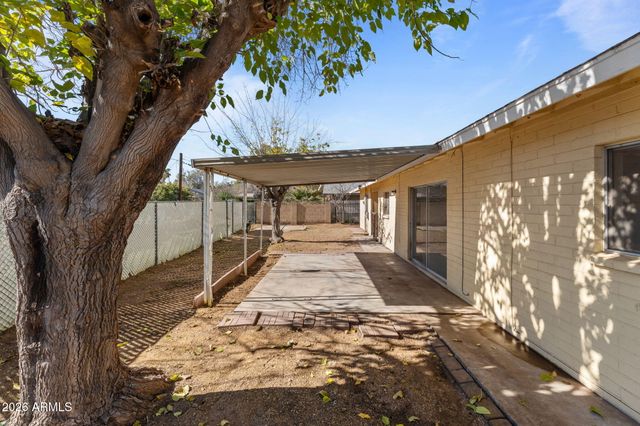 433 N OXBOW Drive, Wickenburg, AZ 85390