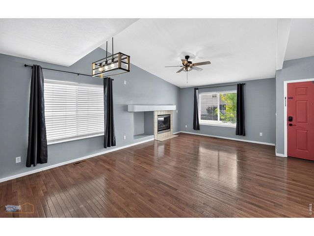 1155 Trout Creek Cir, Longmont, CO 80504