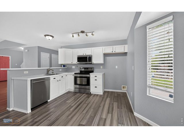 1155 Trout Creek Cir, Longmont, CO 80504